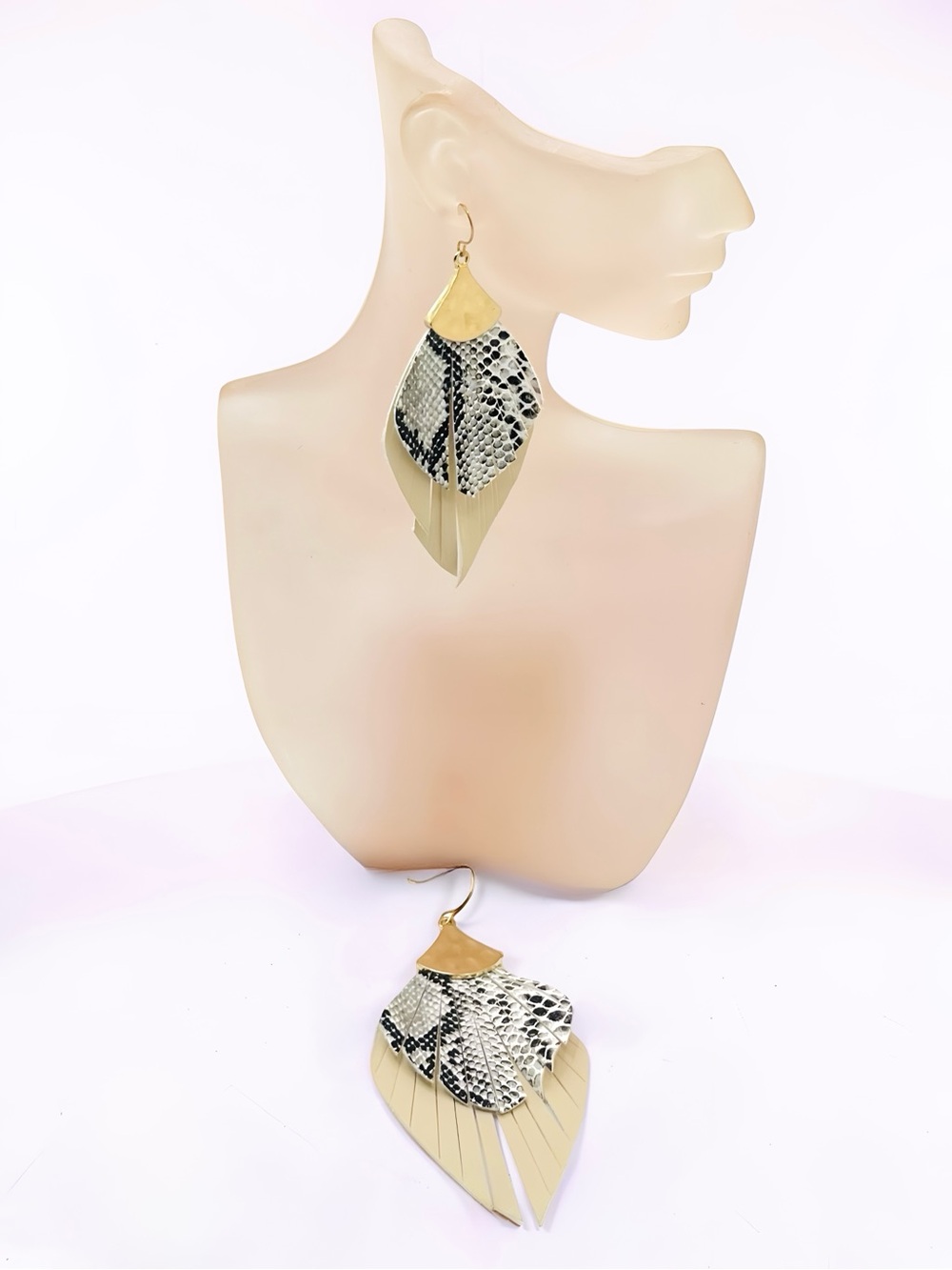 NWT✨Gold Layered Python Dangle Earrings - Picture 8 of 13